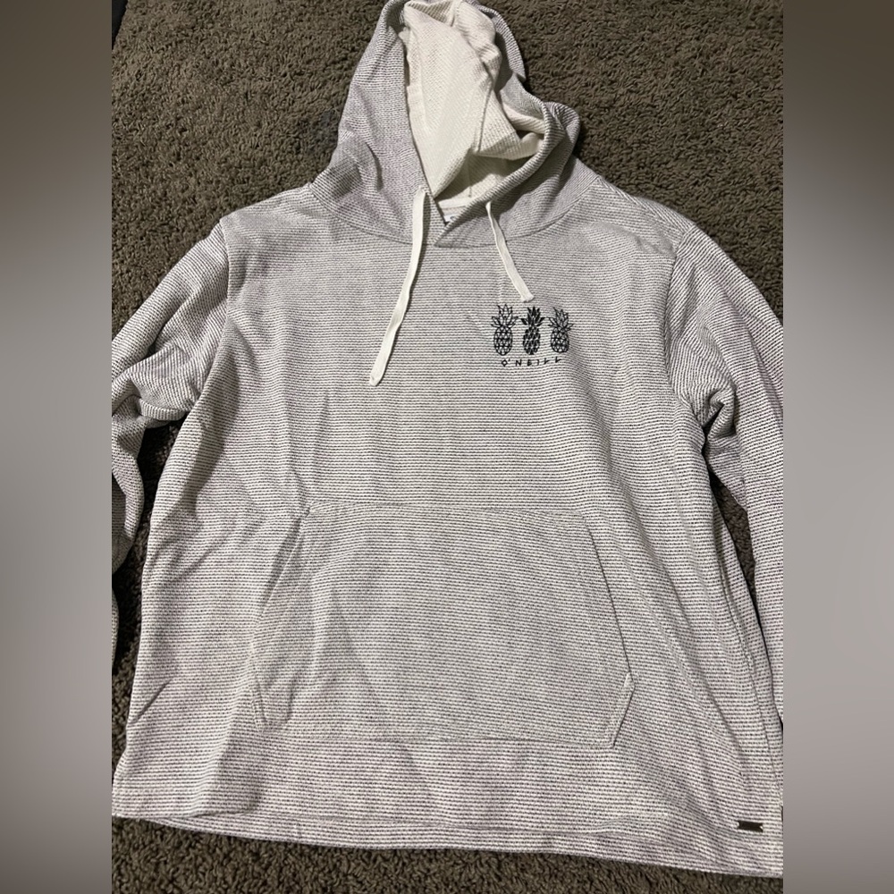 Pineapple Graphic-Print Hoodie O’NEILL size small no stains to tares